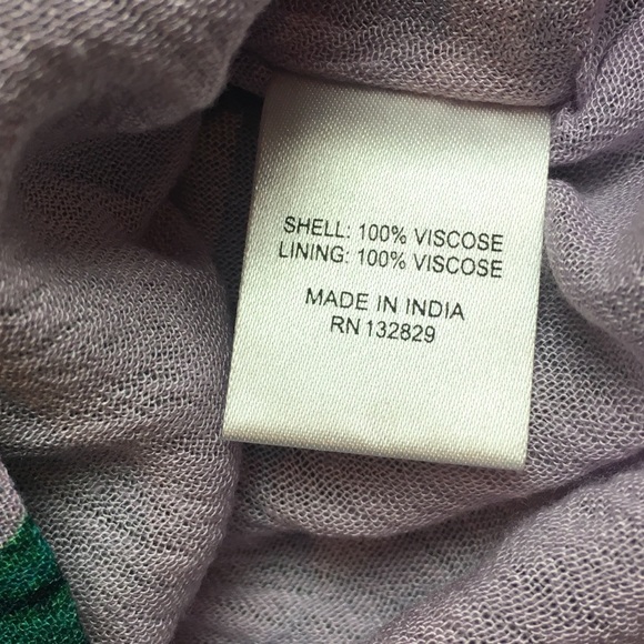 Lovers & Friends Dress Olivia dress in Lilac Palm - Picture 6 of 8